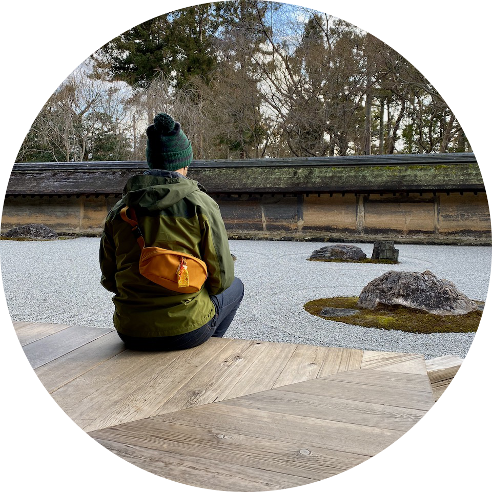 Photo of Akos at Ryōan-ji rock garden